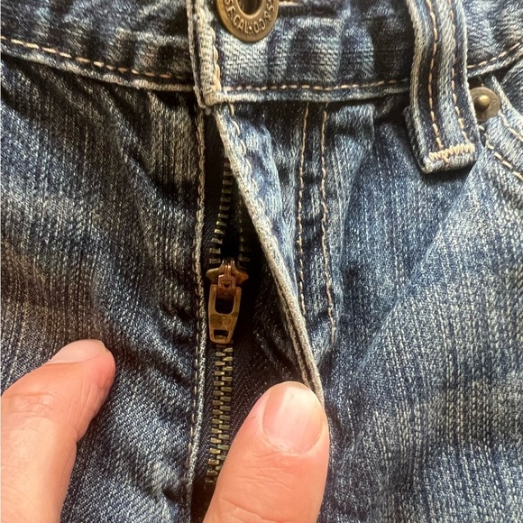 EUC‎ Levi's 511 Shorts Size 32x10 Mens Slim Bermuda Blue Denim Shorts (B5) - Picture 4 of 7